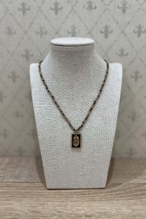 COLLAR SANTISIMA