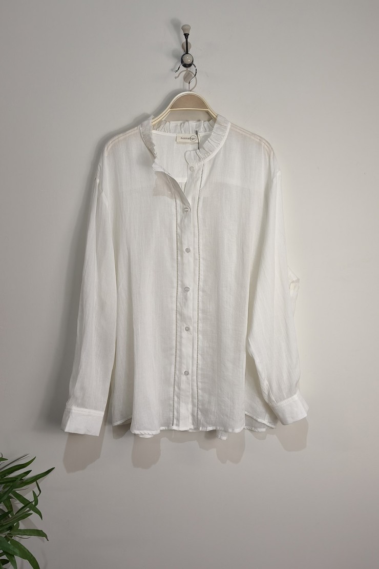 BLUSA ROMÁNTICA