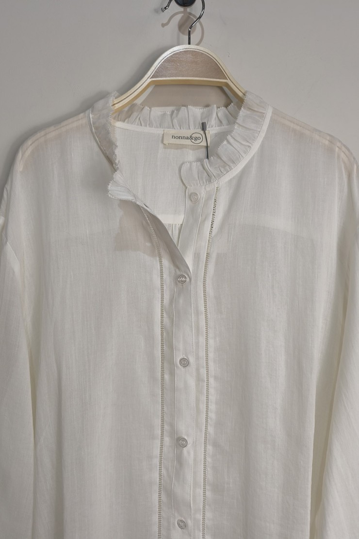 BLUSA ROMÁNTICA