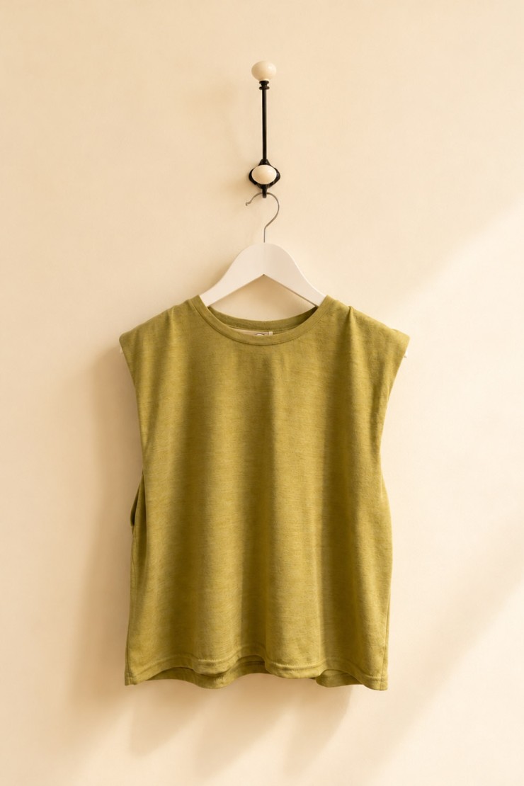 CAMISETA BÁSICA HOMBRERA